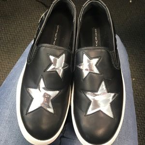 Steve Madden slip ons